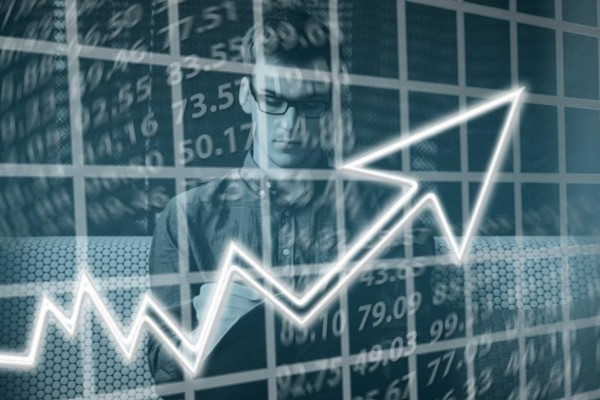 Финансовые аналитики назвали лучших советников скальперов