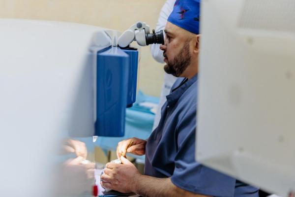 Павел Малков сообщил об открытии Центра рефракционной хирургии в ОКБ имени Семашко