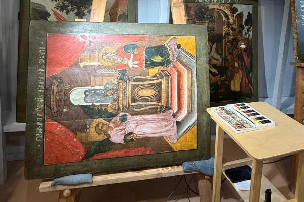 Реставраторы начали восстановление икон Успенского собора Рязанского кремля