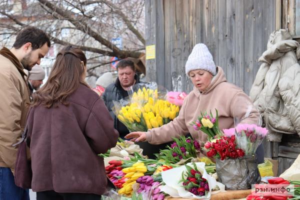 Репортаж с улиц Рязани в Международный женский день