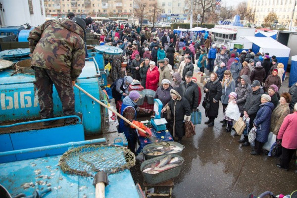 К праздничному столу. С 26 по 30 декабря в Рязани будут работать пять продуктовых ярмарок К праздничному столу. С 26 по 30 декабря в Рязани будут работать пять продуктовых ярмарок