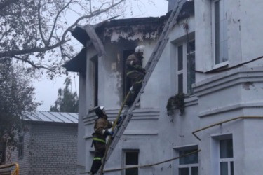 Сгоревшие в Касимове нежилые дома должны были снести — Чуляева Сгоревшие в Касимове нежилые дома должны были снести — Чуляева