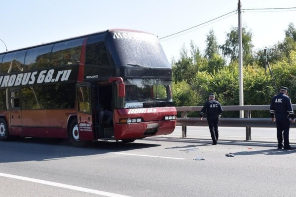 Ехавший в Москву пассажирский автобус попал в аварию под Рязанью Ехавший в Москву пассажирский автобус попал в аварию под Рязанью