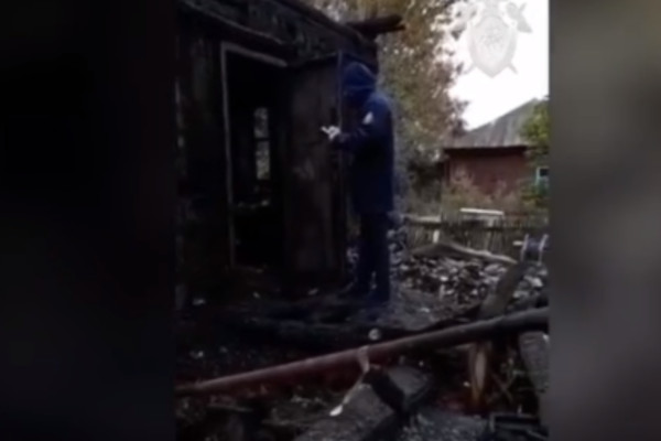 В тамбовском селе на пожаре погибла семья