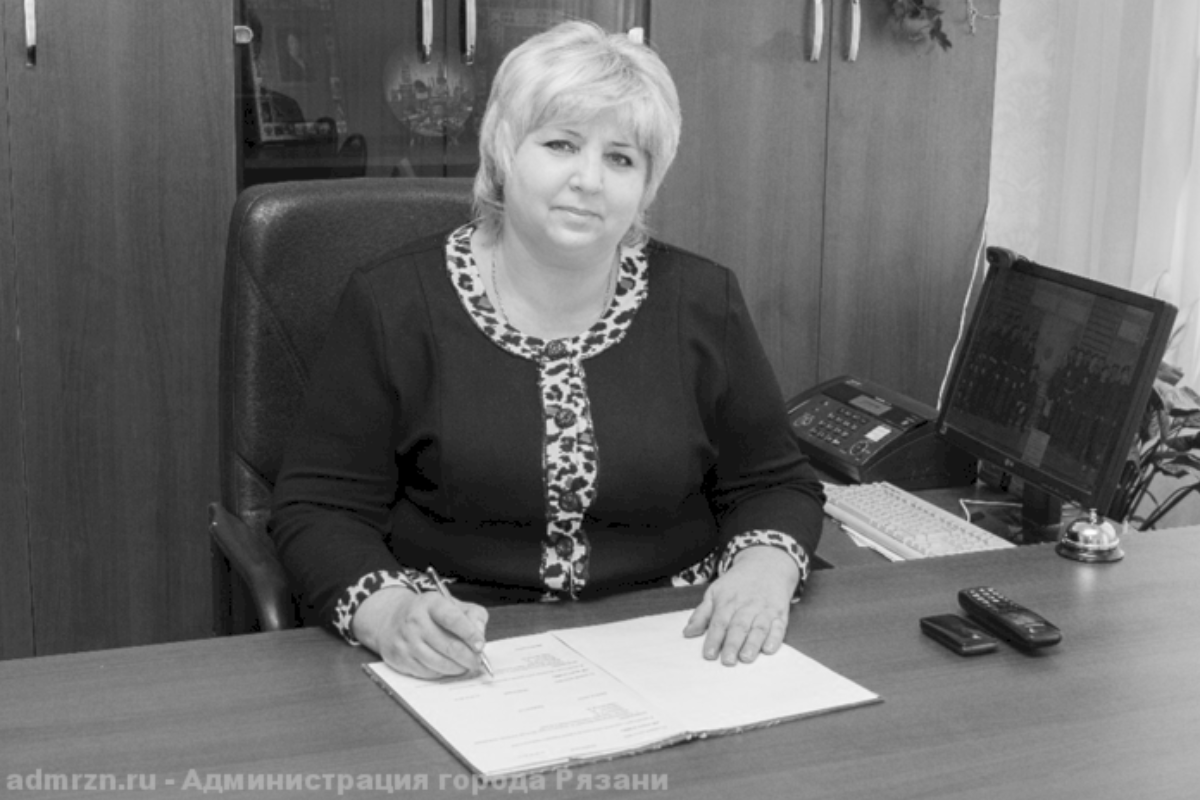 Директор школы 35 шахты. Пятигорск школа 19 директор. Директор школы правда. Директор 31 школы пятигорск. Директор школы правда.