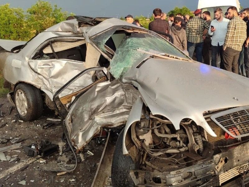 Нападение террористов на отель. Митинг в ингушетии 2018. Столкновения на митинге в магасе. Что случилось в ингушетии сегодня. Перестрелка в ингушетии.