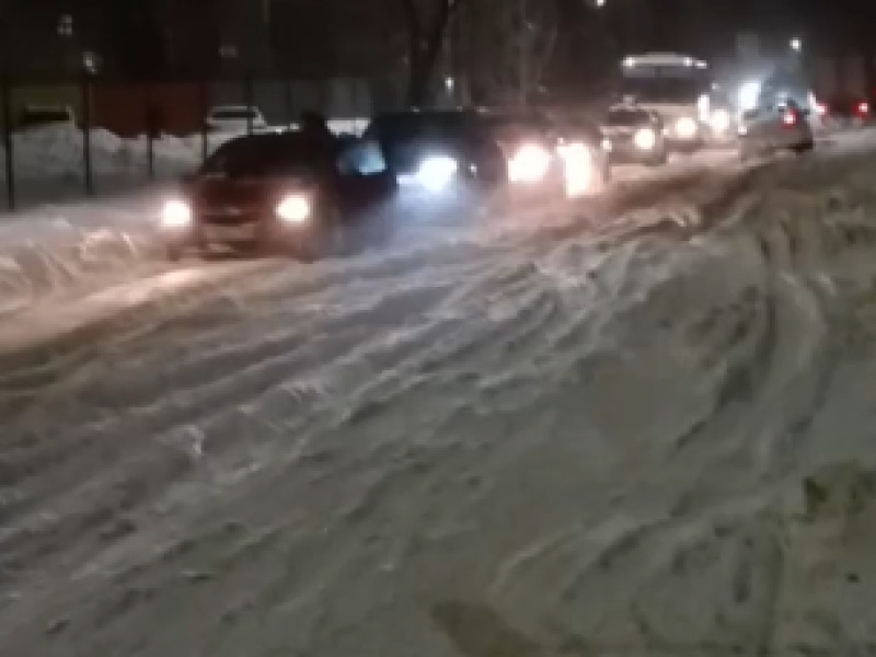 Рязанец пожаловался на неуборку снега на дороге в Песочне Рязанец пожаловался на неуборку снега на дороге в Песочне