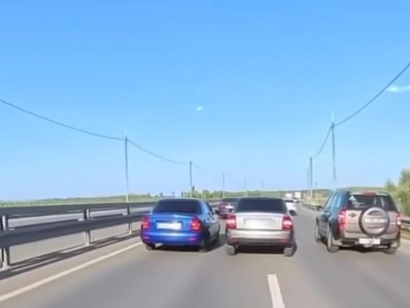 Агрессивный водитель устроил ДТП на Северной окружной в Рязани