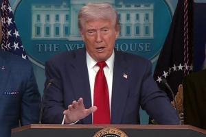Трамп заявил, что США больше не тратят деньги на Украину