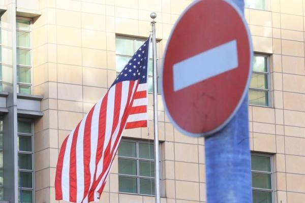 Минфин США объявил о введении санкции против российских компаний Лукойл и Роснефть