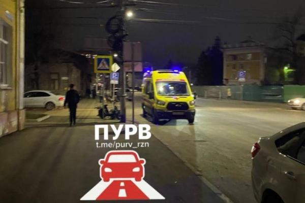 В Рязани иномарка сбила электровелосипедиста