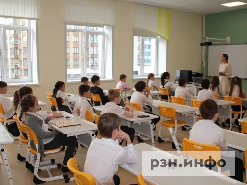 Педиатр заявил, что дети с ожирением хуже учатся математике