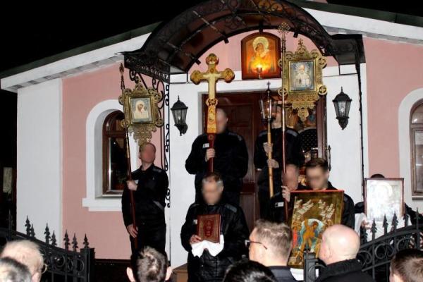В рязанской ИК-5 осужденные совершили Крестный ход в честь праздника Пасхи