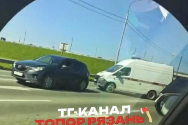 На выезде из Рязани из-за ДТП собралась пробка