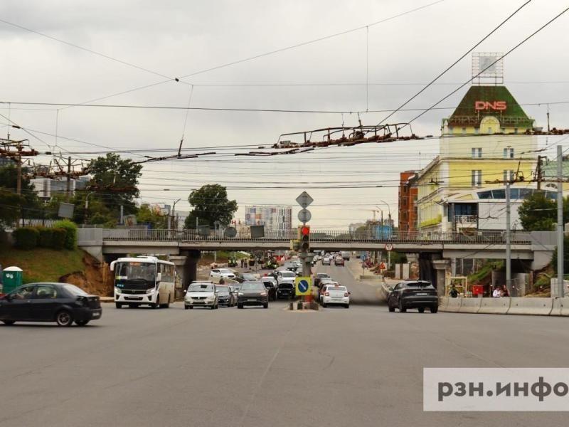Сроки возобновления движения троллейбусов по Московскому шоссе перенесли