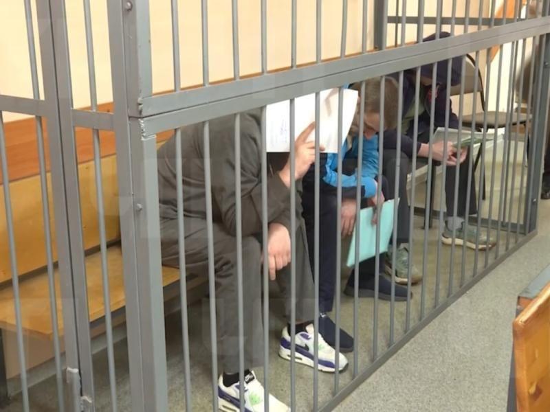 Под видом сантехников четыре мужчины обокрали рязанских пенсионеров на миллион