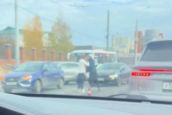 В Рязани засняли дорожный конфликт