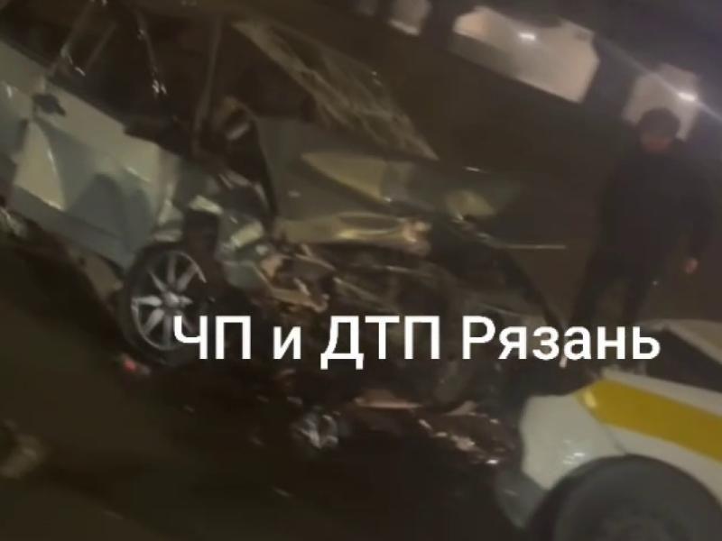 В Рязани произошло серьёзное ДТП лоб в лоб