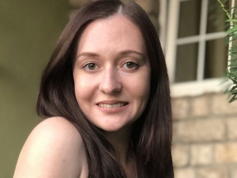 С момента пропажи рязанки Елены Логуновой прошел год, ее мать до сих пор верит в чудо