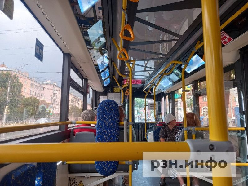 Где в общественном транспорте Рязани включают кондиционер